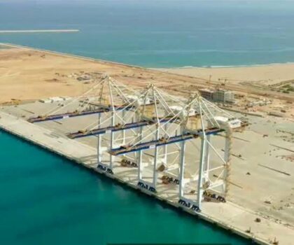 ميناء الناظور غرب المتوسط يستقبل رافعات عملاقة جديدة تمهيداً لافتتاحه المرتقب