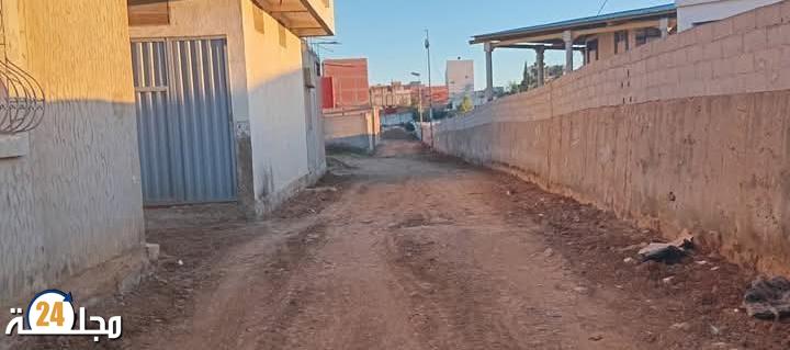 مدينة القصر الكبير : الرشق بالحجارة لمصابيح الإنارة بالشارع العام… واستياء وتذمر الساكنة.