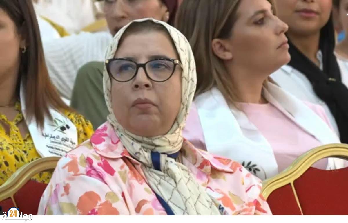رسمياً.. الدكتورة خديجة نظيف تطوي صفحة “الوردة” وتظهر لأول مرة ضمن أنشطة حزب الزيتونة بحضور الأمين العام