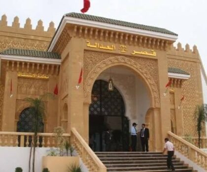 إدانة نائب لعمدة فاس ونجله بالحبس موقوف التنفيذ إثر شكاية لصحافية بتهمة الوشاية الكاذبة