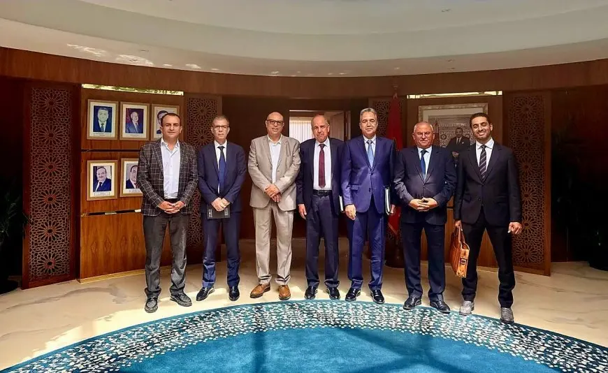 اللجنة المؤقتة للمجلس الوطني للصحافة تباشر مهامها وتشرع في التحضير لانتخابات القطاع