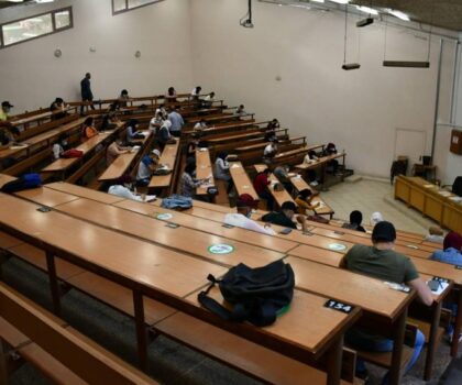 طلبة التجمع الوطني للأحرار ينتفضون ضد رسوم التعليم العالي ويحذرون من الاحتقان الجامعي