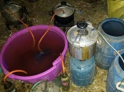 حجز كمية مهمة من ماء الحياة وتوقيف مروج بميراللفت