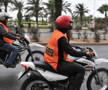 أمن أكادير يضطر لاستعمال السلاح الوظيفي لتوقيف مشتبه به في سرقة السيارات