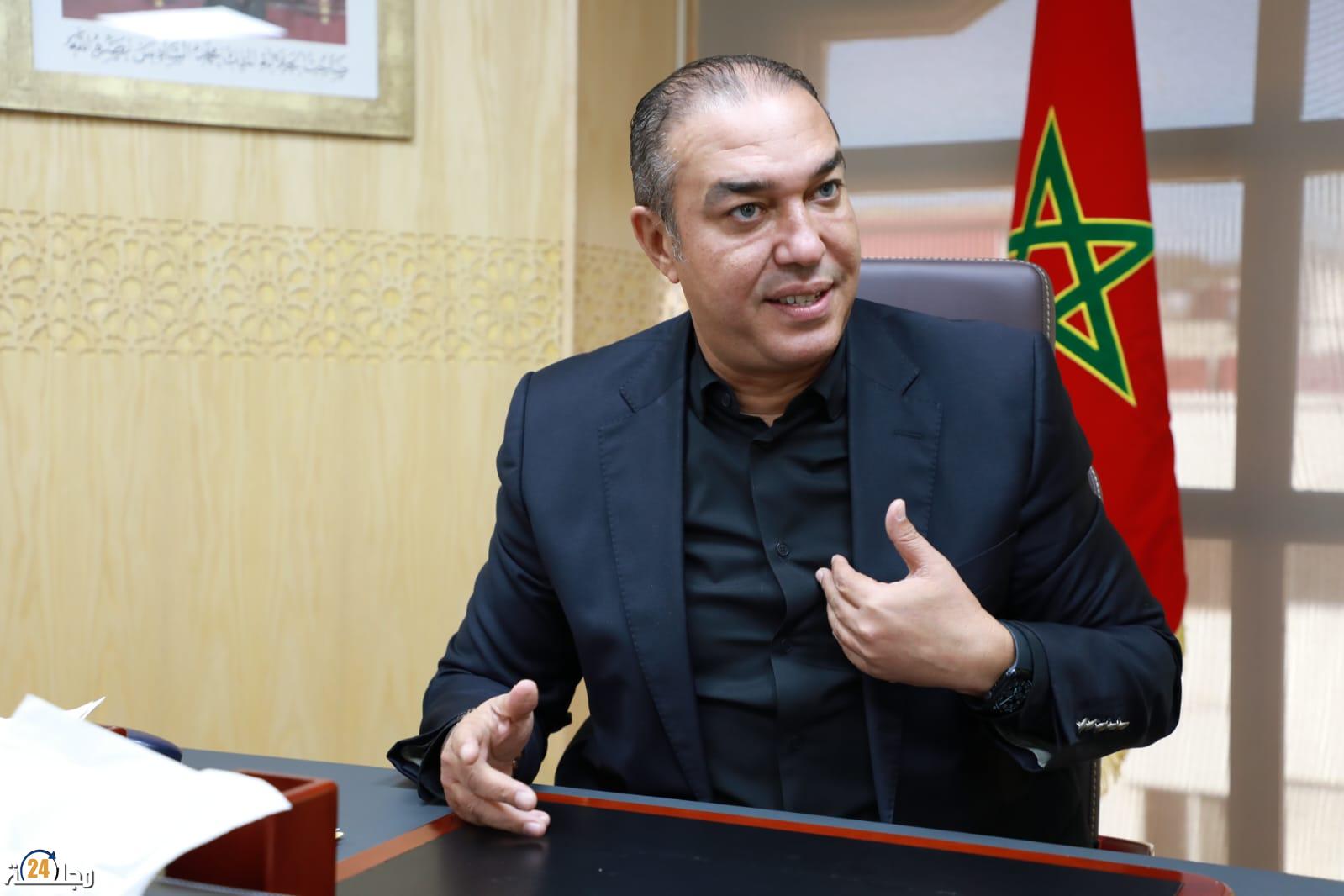 أوزين يدين محاولات التجسس وقرصنة الهواتف عشية الانتخابات