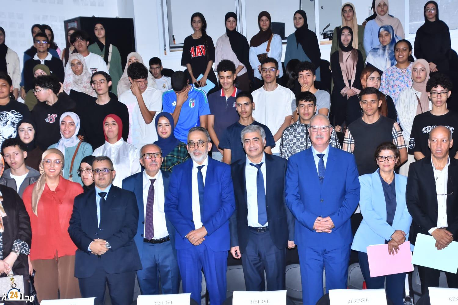 تيزنيت : عامل الإقليم يشرف على افتتاح كليتي الاقتصاد والتدبير والعلوم القانونية والسياسية.