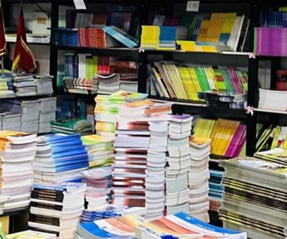 أزمة المقررات المدرسية تعكر الدخول المدرسي وكتب الريادة تغذي السوق السوداء
