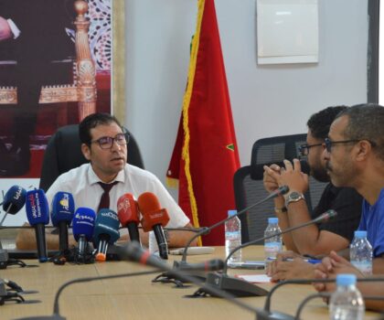 المدير الإقليمي لوزارة التربية الوطنية بميدلت يفتح أبواب المديرية للإعلام.. لقاء تواصلي يرسم ملامح مرحلة جديدة من الانفتاح والشفافية