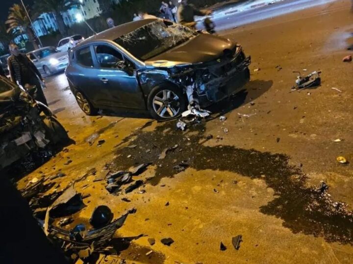 حادثة خطيرة قرب مرجان إنزكان.. دراجة نارية بين سيارتين وإصابة بليغة