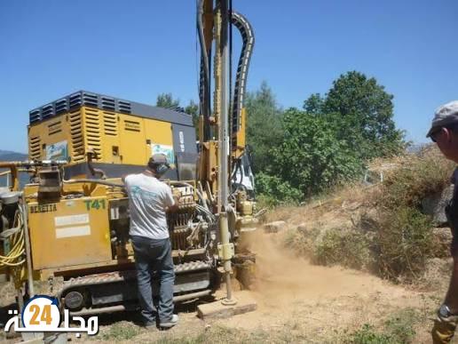 تزامنا مع الحملة الإنتخابية عملية حفر بئر خلسة بالليل بدوار أولاد عبود يسائل السلطات