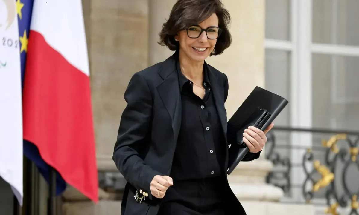 القضاء الفرنسي يضيق الخناق على رشيدة داتي.. النيابة المالية تطالب بحبسها 4 سنوات وتجريدها من حقوقها السياسية