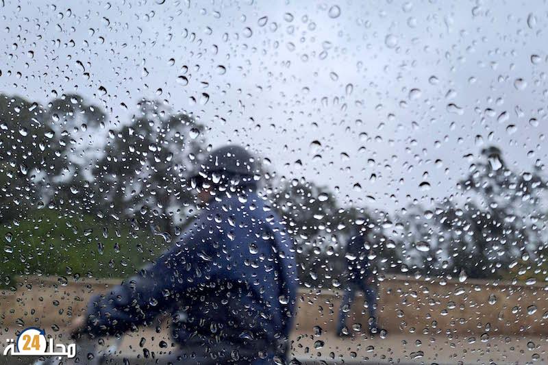 طقس الثلاثاء: أجواء حارة نسبيا بالجنوب وقطرات مطرية متفرقة بمرتفعات الريف والأطلس