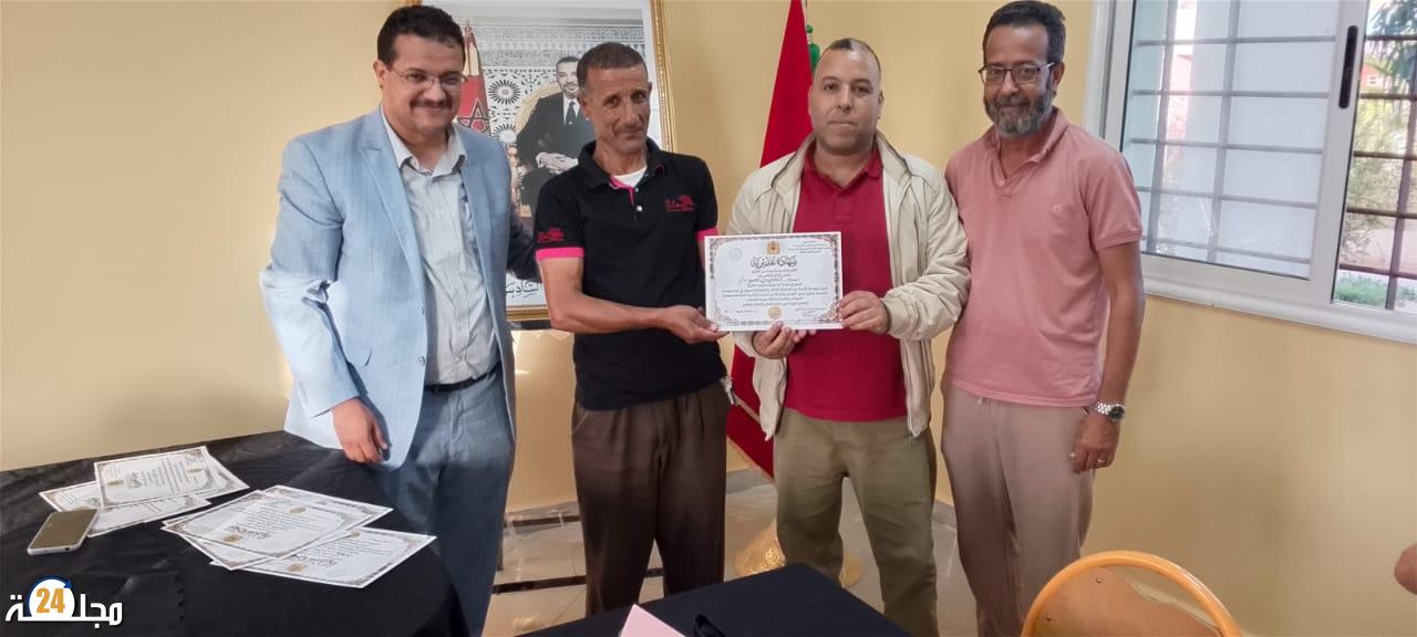 مدرسة يوسف بن تاشفين بطانطان ترسخ التعاون بين المؤسسة والأسرة