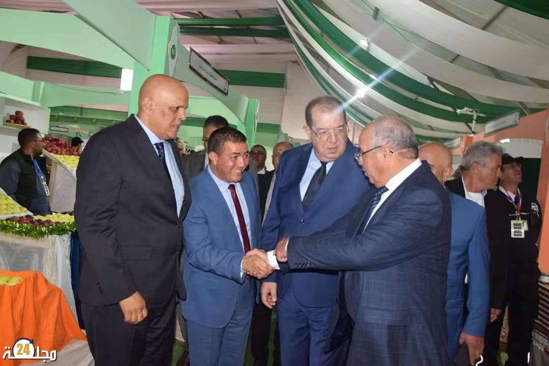 “انطلاق الدورة السادسة للملتقى الوطني للتفاح بميدلت”