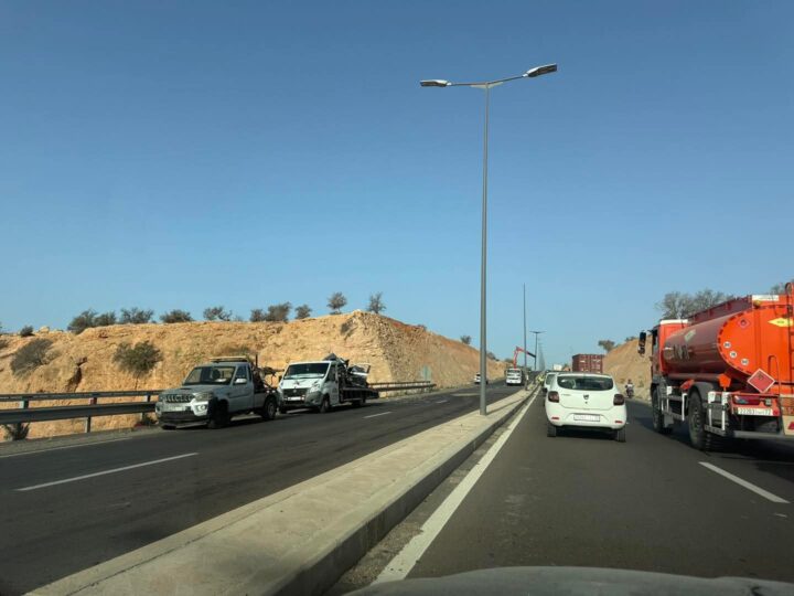 حادثة خطيرة تشل حركة السير بالطريق المداري لأكادير نحو المطار