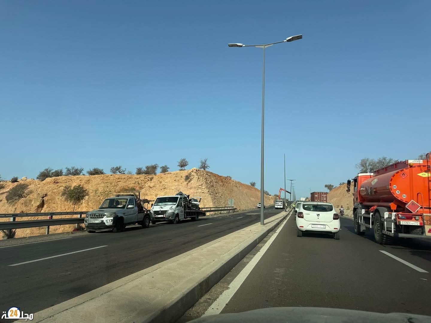 حادثة خطيرة تشل حركة السير بالطريق المداري لأكادير نحو المطار