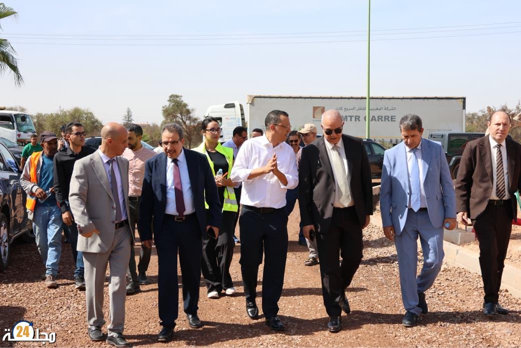 عامل إنزكان أيت ملول يتفقد أوراشا تنموية كبرى بمختلف الجماعات الترابية