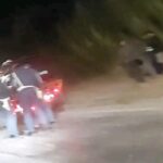 بلفاع.. حادثة سير مميتة بطريق تقسبيت بعد اصطدام سيارة خفيفة براجل بجانب الطريق